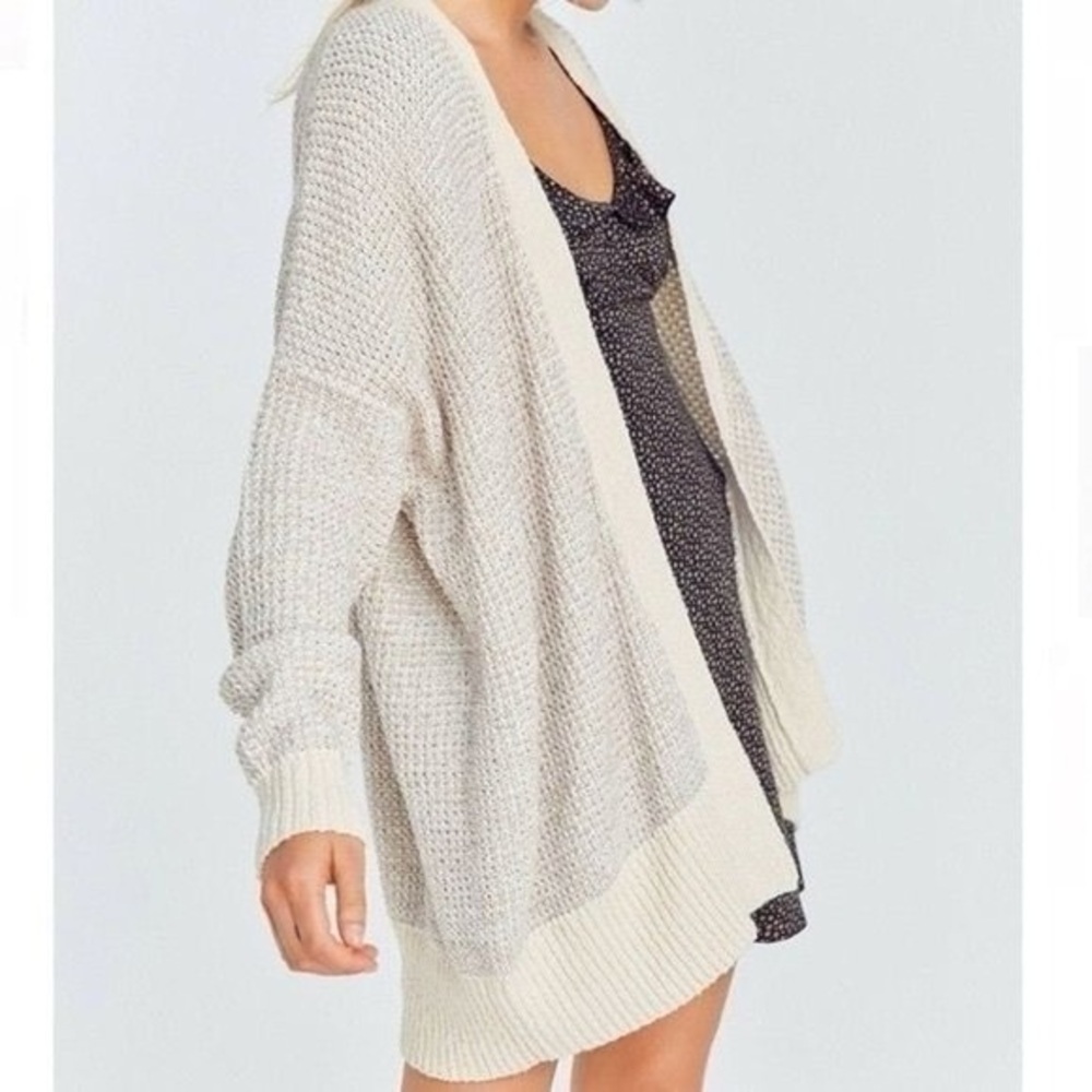 Urban Outfitters oversized beige open front cardigan sweater size XS